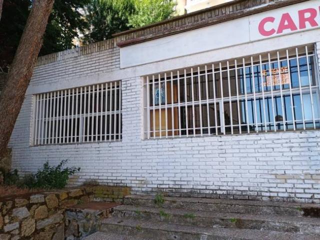 Local Comercial en venta en Becerril De La Sierra, Madrid