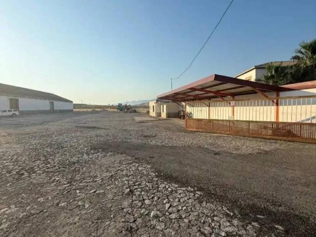 Local Comercial en venta en Begíjar, Andalucía