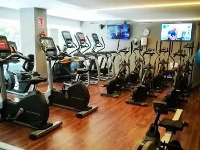 Local Comercial en venta en Arroyo de la Miel-Benalmádena Costa, Benalmádena