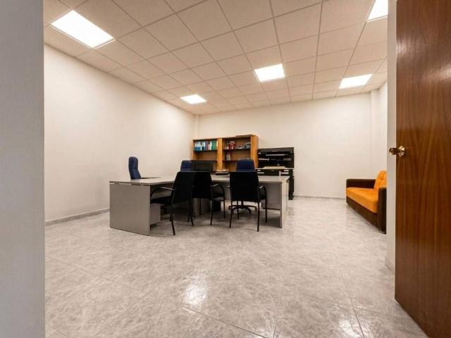 Local Comercial en venta en Arroyo de la Miel-Benalmádena Costa, Benalmádena