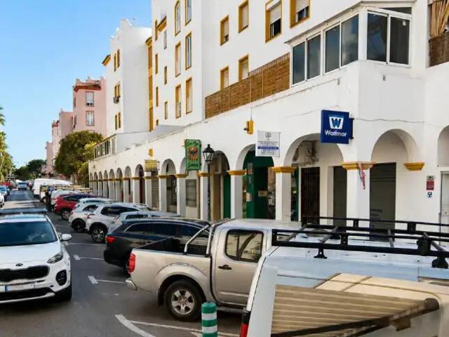 Local Comercial en venta en Arroyo de la Miel-Benalmádena Costa, Benalmádena