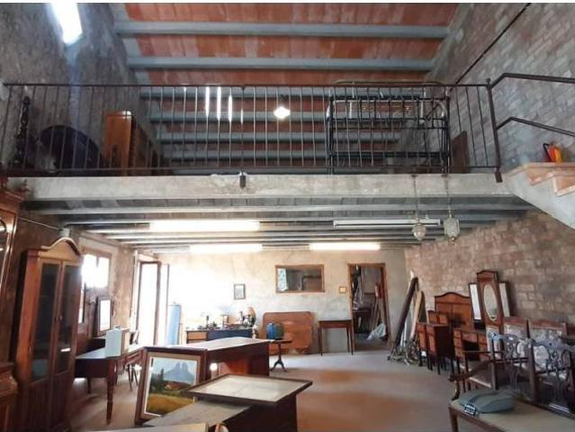 Local Comercial en venta en Berguedà, Catalunya