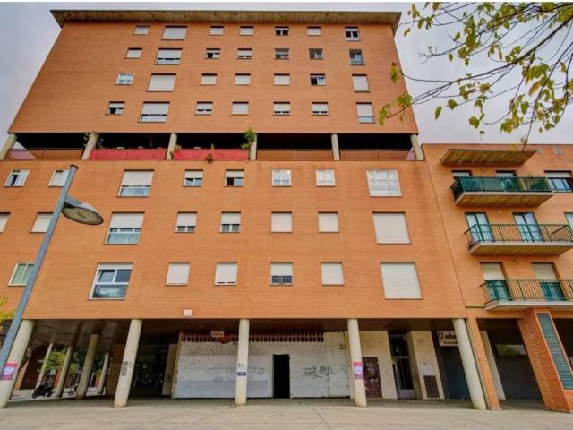 Local Comercial en venta en Berriozar, Navarra