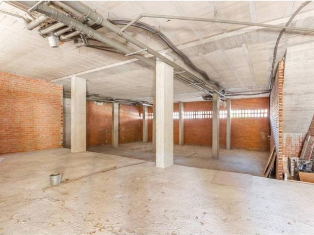 Local Comercial en venta en Berriozar, Navarra