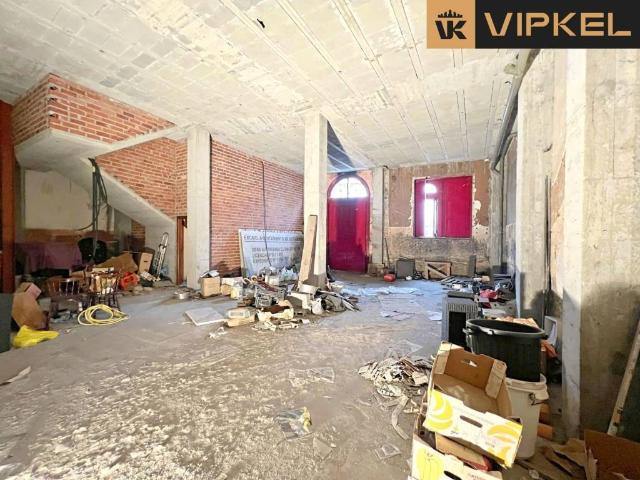 Local Comercial en venta en Ribeira, Betanzos