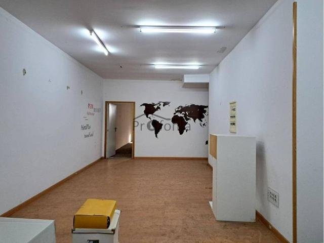 Local Comercial en venta en Betanzos, Galicia