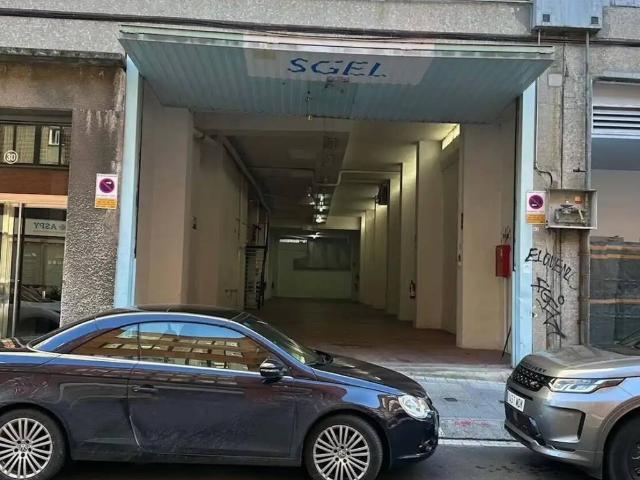 Local Comercial en venta en Deusto, Bilbao