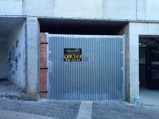 Local Comercial en venta en Boiro