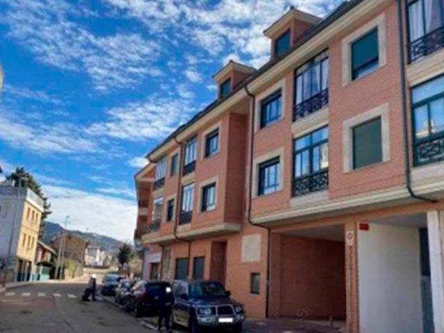 Local Comercial en venta en Boñar, Castilla y León