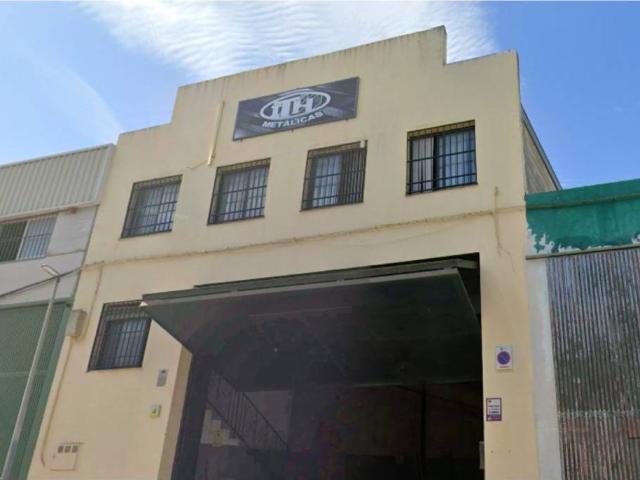 Local Comercial en venta en Brenes, Andalucía