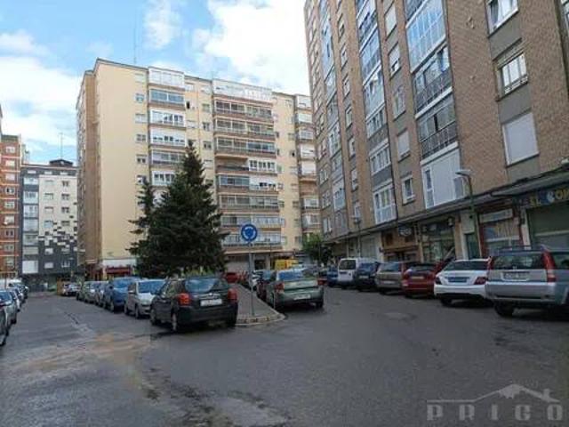 Local Comercial en venta en Distrito Este, Burgos