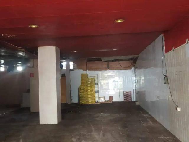 Local Comercial en venta en Burjassot, València / Valencia