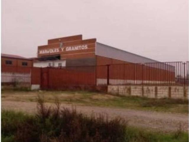 Local Comercial en venta en Burujón, Castilla-La Mancha