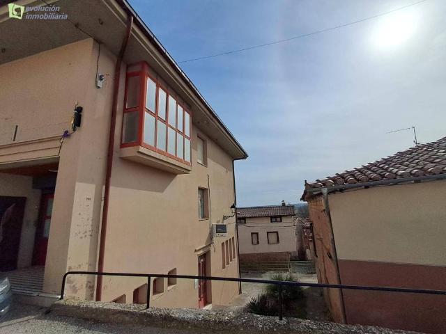 Local Comercial en venta en Busto De Bureba, Castilla y León
