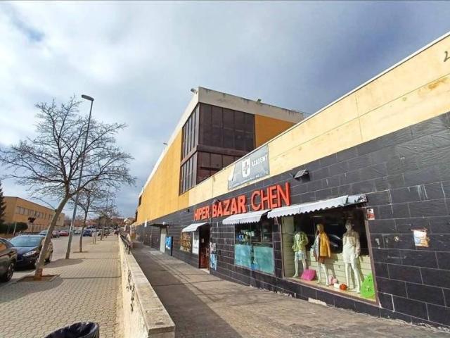 Local Comercial en venta en Cabanillas Del Campo, Castilla-La Mancha