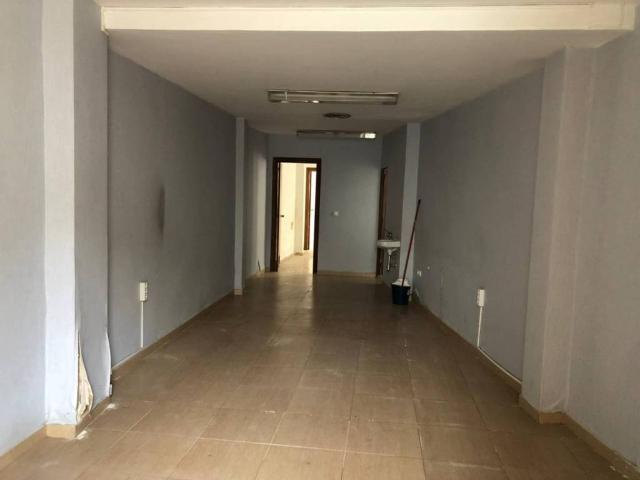 Local Comercial en venta en Cabra, Andalucía