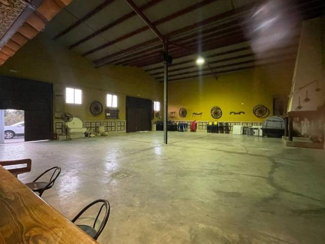 Local Comercial en venta en Cabra, Andalucía