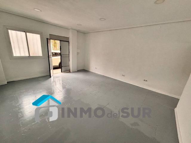 Local Comercial en venta en Cabra, Andalucía