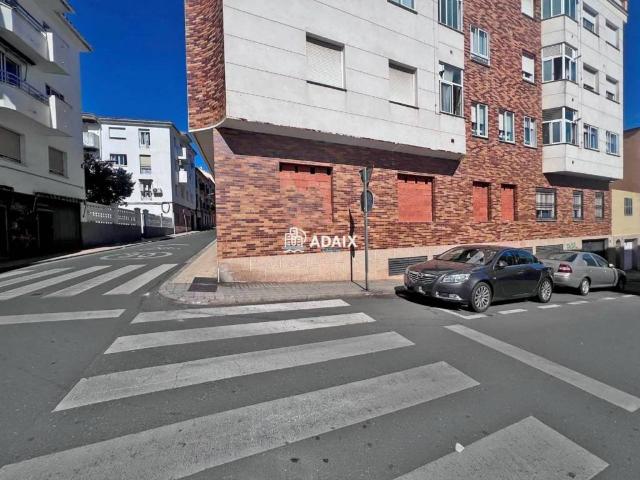 Local Comercial en venta en San Blas, Cáceres