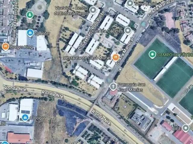 Local Comercial en venta en Cáceres, Extremadura
