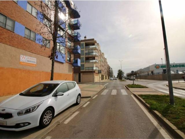 Local Comercial en venta en Casa Plata, Cáceres