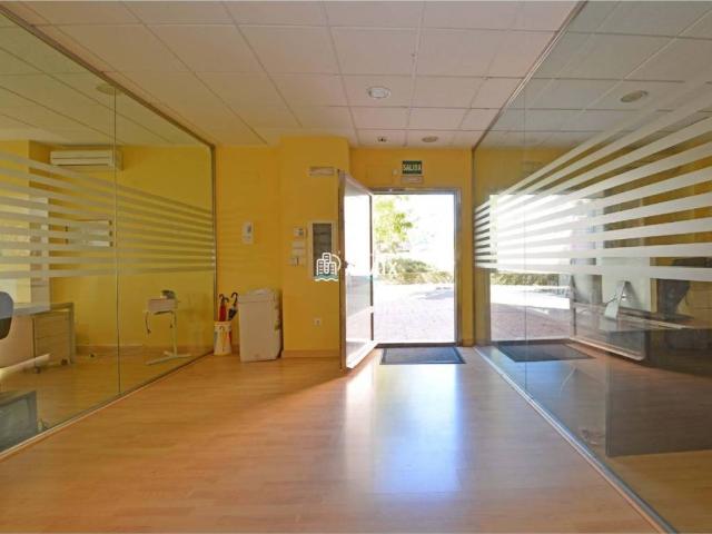 Local Comercial en venta en Los Fratres, Cáceres