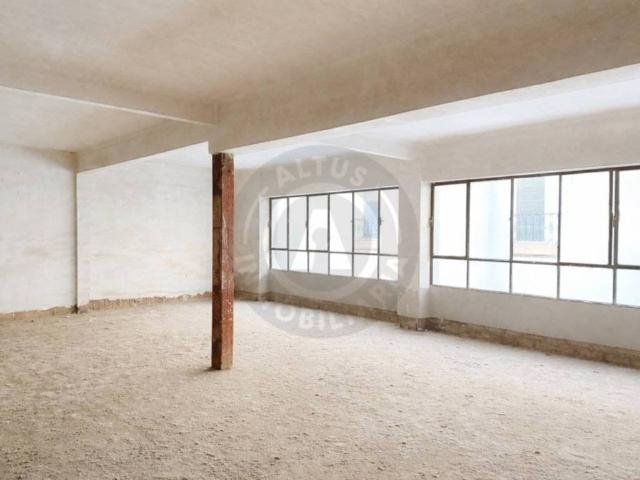 Local Comercial en venta en Reyes Huertas, Cáceres