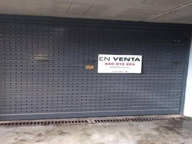 Local Comercial en venta en Segur de Calafell, Baix Penedès
