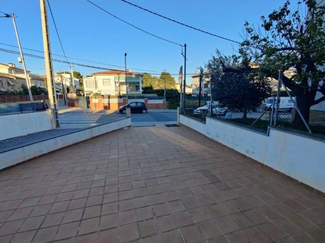 Local Comercial en venta en Segur de Calafell, Baix Penedès