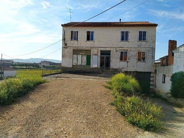 Local Comercial en venta en Allueva, Aragón