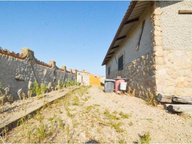 Local Comercial en venta en Calvarrasa De Arriba, Castilla y León