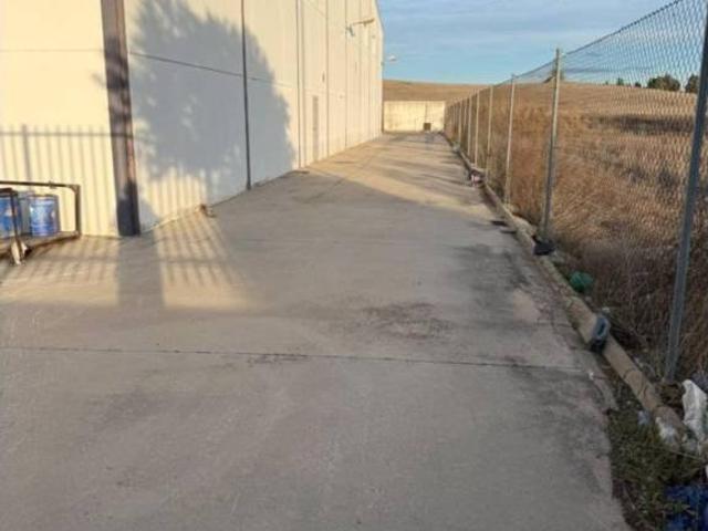 Local Comercial en venta en Camarena, Castilla-La Mancha
