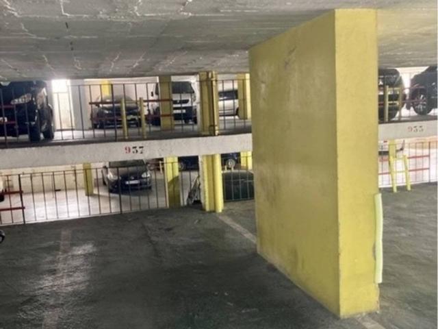 Local Comercial en venta en Camarma De Esteruelas, Madrid