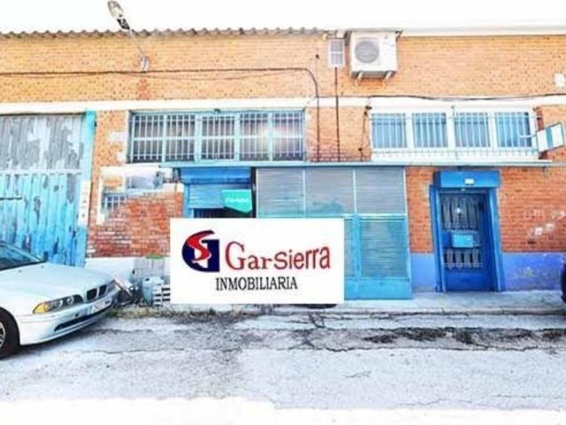 Local Comercial en venta en Camarma De Esteruelas, Madrid