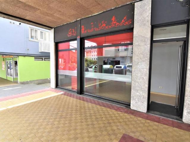 Local Comercial en venta en Cambre