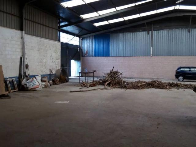 Local Comercial en venta en Cambre