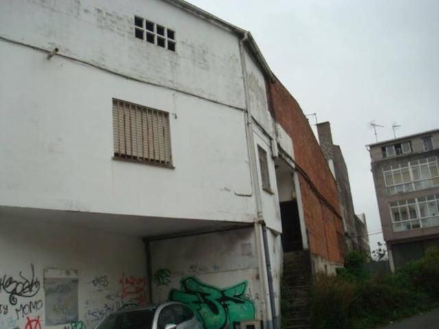 Local Comercial en venta en Cambre