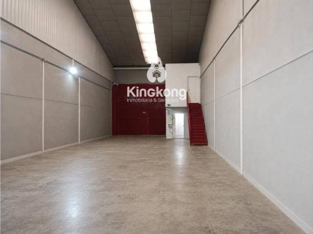 Local Comercial en venta en Campo Real, Madrid