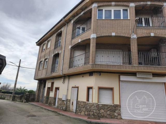 Local Comercial en venta en Candeleda, Castilla y León