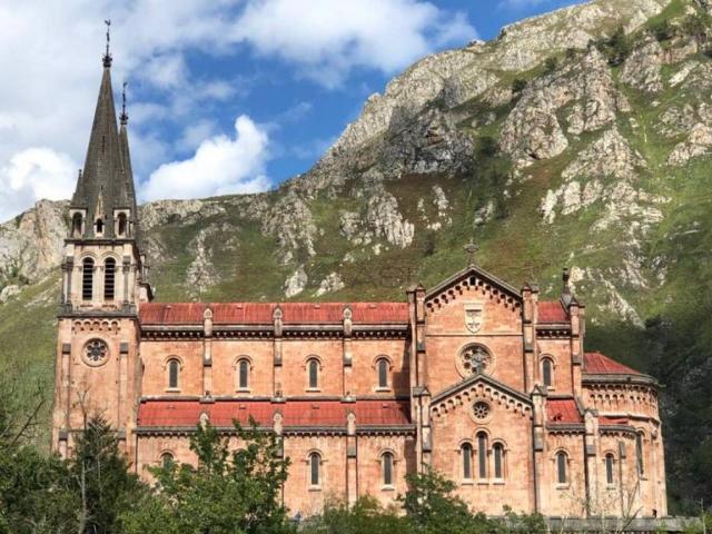 Local Comercial en venta en Cangas De Onís, La Riera