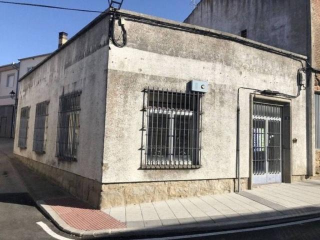 Local Comercial en venta en Cantalpino, Castilla y León