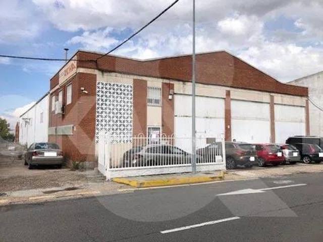 Local Comercial en venta en Carpihuelo, Carbajosa De La Sagrada