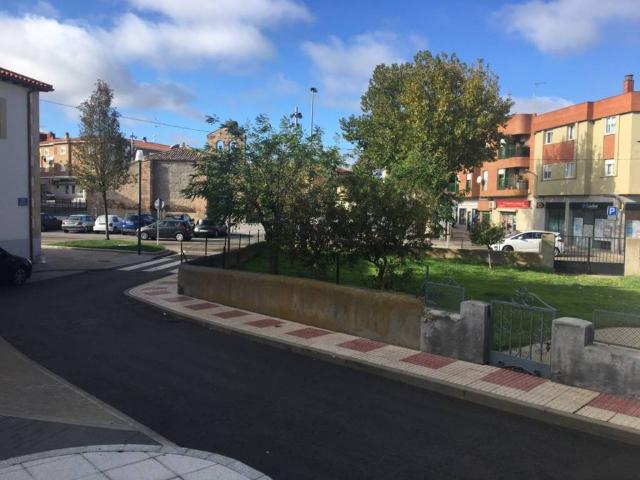 Local Comercial en venta en Carbajosa De La Sagrada, Castilla y León