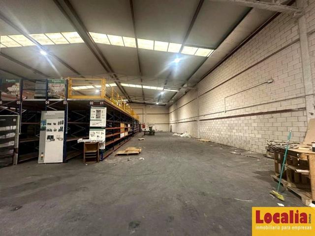 Local Comercial en venta en Cartes, Cantabria