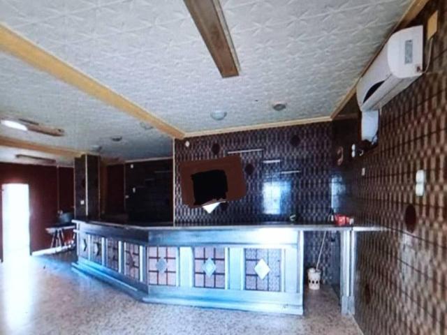 Local Comercial en venta en Castillo De Locubín, Andalucía