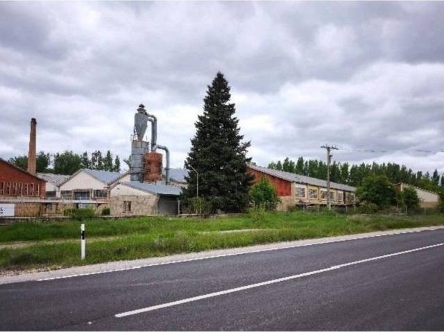 Local Comercial en venta en Castrillo De La Reina, Castilla y León