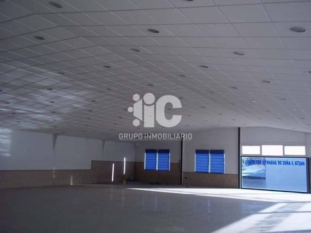 Local Comercial en venta en Castro Del Río, Andalucía