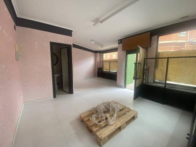 Local Comercial en venta en Castro-urdiales, Cantabria