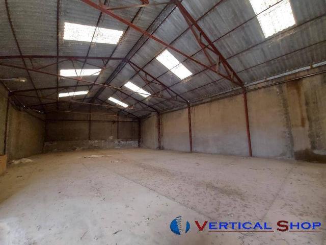 Local Comercial en venta en Caudete, Castilla-La Mancha