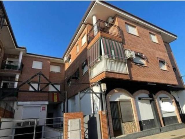 Local Comercial en venta en Cazalegas, Castilla-La Mancha